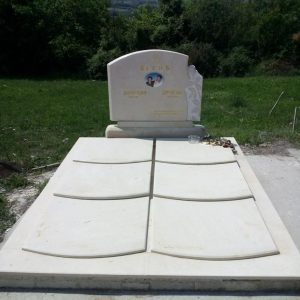 mermerni spomenici mermerni spomenici